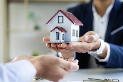 相続した財産が自宅不動産のみで、分割できずに大もめ【遺産トラブル実例】（サムネイル画像5）