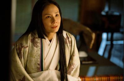 【光る君へ】右大臣となった藤原道長（柄本佑）。紫式部（吉高由里子）とかつて逢瀬を重ねた廃屋で再会を果たす二人（サムネイル画像3）