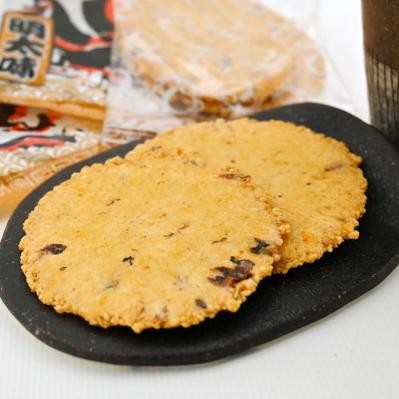 フードスタイリスト 黒木優子さんのお取り寄せ【ほっと一息お気に入りのおやつ】 リッコジェラートの「ジェラート」と永楽堂の「たこせんべい」（サムネイル画像5）