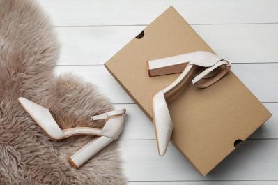 玄関に傘は何本ある？すっきり暮らすための場所別「捨てるものリスト」玄関とリビング編（サムネイル画像3）