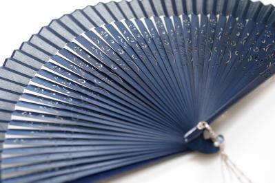 【50代からの夏小物】目立ちすぎず、さりげなくセンスが光る「選びのポイント」とは？（サムネイル画像6）