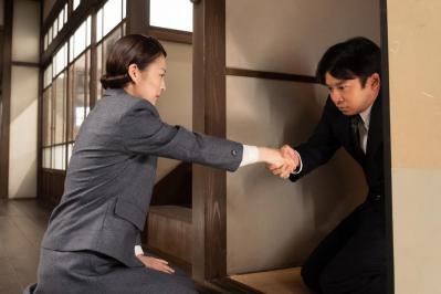 【虎に翼】“契約結婚”に近い結婚生活のスタートは、朝ドラの描いてきた結婚観を大きく変えるものだろう（サムネイル画像3）