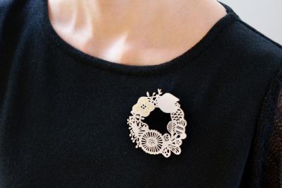 エレガントで軽くて、金属アレルギーの人にも対応。〝紙ってる“アクセサリー【8選】（サムネイル画像8）