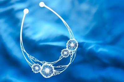 エレガントで軽くて、金属アレルギーの人にも対応。〝紙ってる“アクセサリー【8選】（サムネイル画像5）