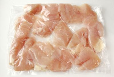 【鶏肉】の保存方法。トレーのまま冷蔵庫に入れてない？ 鮮度を保つコツは （サムネイル画像4）