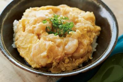 5分でできる【ポリ袋でレンチン】どんぶりレシピ2選「鶏そぼろ丼」「えび玉丼」（サムネイル画像5）