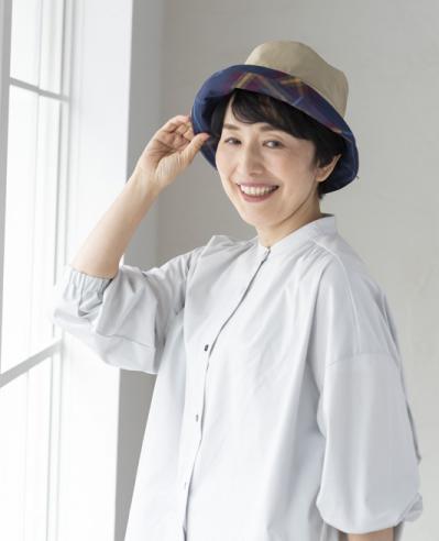 日差しが気になる季節におすすめの帽子「歴代の妃殿下も愛用してきた」ブランドのカジュアルハット（サムネイル画像2）