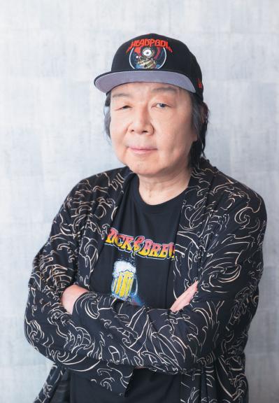 【生田斗真さん×古田新太さん】スマホを持っていない古田さんに生田さんはどう連絡を取る？ 舞台初共演の2人のプライベートを深掘り（サムネイル画像3）