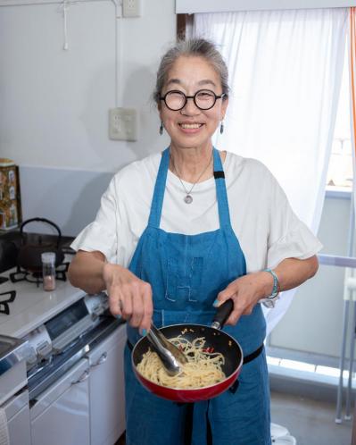 48年ぶりのひとり暮らし…「買い置きはしない派」手抜きするときに頼るものとは？イラストレーター 本田葉子さん（サムネイル画像7）