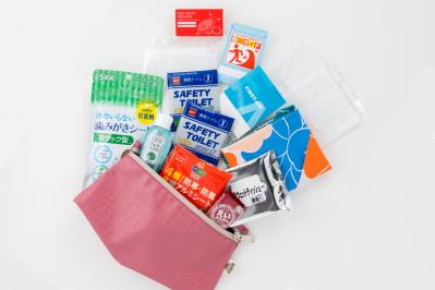 「外出先で被災したら？」安心を詰め込んだこだわりの防災ポーチとその中身を拝見！（サムネイル画像2）