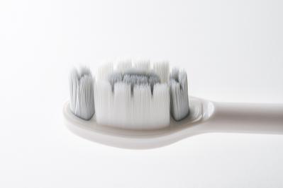 50代を過ぎたら要注意！「歯ブラシの磨き残し」を解消するオーラルケア【2選】（サムネイル画像3）