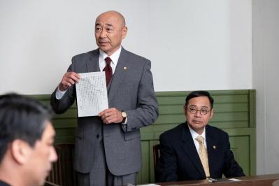 【虎に翼】航一（岡田将生）の「ごめんなさい」に秘められた思い。個人で背負う戦争責任の重さとは（サムネイル画像4）