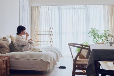 ネガティブな気持ちが「ありがとうに変わる」習慣とは？工芸ブランドのショップスタッフのお部屋拝見