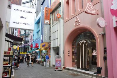 韓国旅行のマスト観光地【明洞】グルメもショッピングも大満足！ ニューオープン＆おすすめの両替所も（サムネイル画像7）