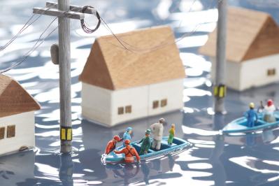 【50代からの防災】台風や豪雨が迫ったときにとるべき行動を「避難行動判定フロー」でチェック！