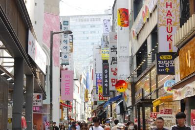 韓国旅行のマスト観光地【明洞】グルメもショッピングも大満足！ ニューオープン＆おすすめの両替所も