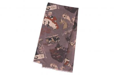 一枚を夏から秋まで使い回す【ストール＆スカーフ】プロはどう使う？（サムネイル画像3）