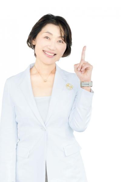 【たった10秒】筋肉がほぐれる！中村格子さん推奨のストレッチ「ぶらぶら体操」とは？（サムネイル画像4）