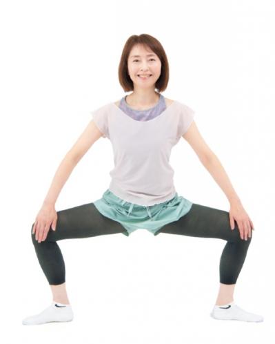 【中村格子さん】超簡単なストレッチで「代謝と柔軟性アップ！下半身強化も」（サムネイル画像2）