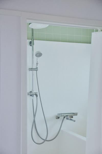 「持っている服は15着」古い集合住宅で【捨て活】を始めたインスタグラマーの暮らしぶりを拝見（サムネイル画像4）