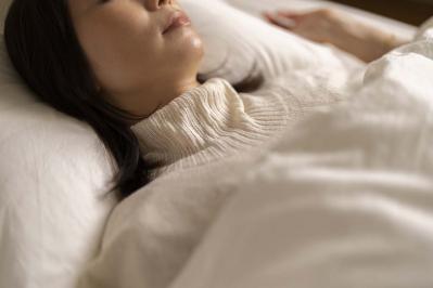 「シルクでさらっと！」首と足に仕込む・冷房疲れにもいい【温活グッズ】2選（サムネイル画像6）