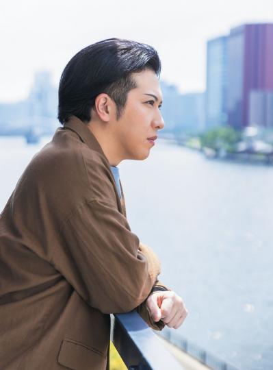 【尾上松也さん】年齢を重ねても、舞台への好奇心や情熱を失いたくない。それが今、いちばんの願い（サムネイル画像3）