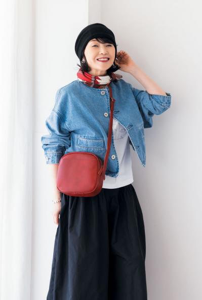 50代以上におすすめ！スタイリスト岡部久仁子さんが選ぶ、大人の旅向きの【斜めがけバッグ】とは？（サムネイル画像3）