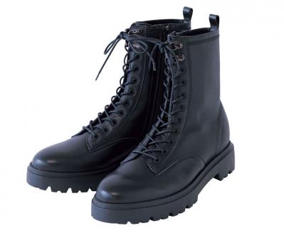 スタイリスト岡部久仁子さんセレクト！ 疲れにくくてどこまでも歩いていける【おしゃれ靴】5選（サムネイル画像4）