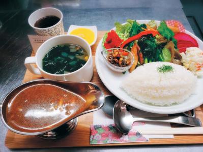 【紅葉ハイキング】絶景とおいしいグルメにも出合える長野の散策コース2選（サムネイル画像5）