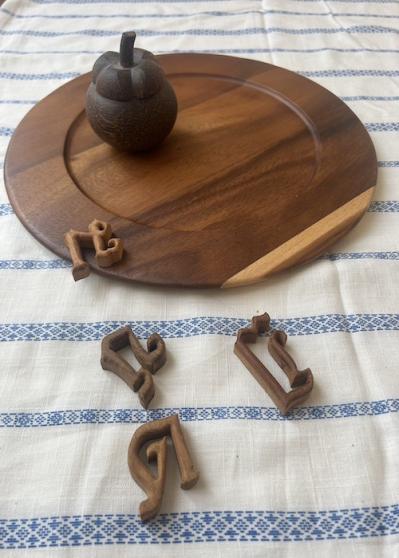 トレーや食器などの木製品（サムネイル画像）