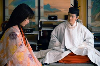 【光る君へ】わが身に起こったことさえネタにし、物語を書き進める紫式部（吉高由里子）。千年の時を超えるベストセラーの原点があらわに！（サムネイル画像4）
