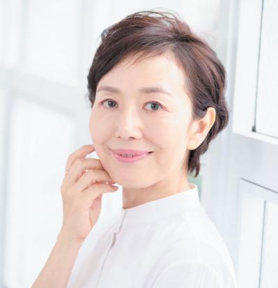 人気ヘアメイク職人【化け子さん】 大人の目元を自然にぱっちり見せる【アイライナー】とは？［後編］（サムネイル画像10）