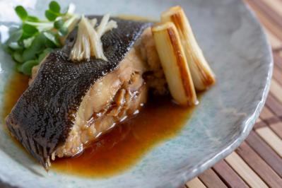 美容にうれしい【かれいの煮つけ】ビタミンとコラーゲンを余すことなくとるコツとは？