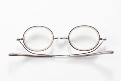 「マツコの知らない世界」でも紹介された【軽い・薄いリーディンググラス】その実力を解説！（サムネイル画像9）