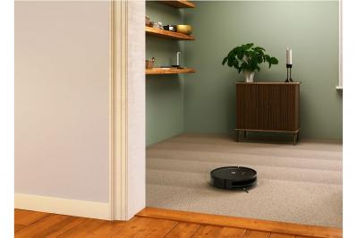 スマートナビゲーションで無駄なく清掃、充電後は中断した場所から自動で清掃を再開（サムネイル画像）