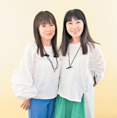 【画像】2人合わせて126歳！ ミニスカートもはきこなす還暦アイドル【myunとyayo〜】って？（サムネイル画像2）
