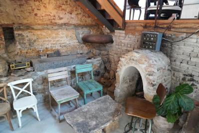 【ソウル・弘大】最新情報　風情たっぷりの韓屋カフェ。ラーメンコンビニや「梨泰院クラス」に登場した居酒屋も！【韓国旅行】  （サムネイル画像6）