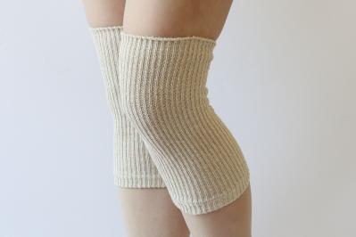 この「美しい繭玉」からとれる絹糸は何メートル？貴重な国内生産のシルク製品も紹介（サムネイル画像10）