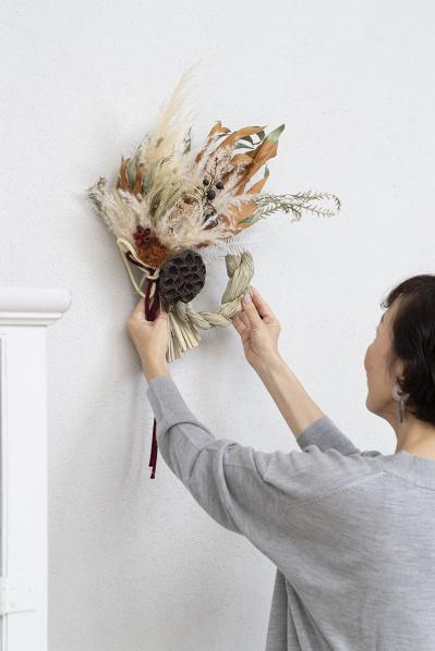 人気ドライフラワー専門店が作った特別なリースがお目見え！自宅が一気に洒落る【リース2種】（サムネイル画像4）