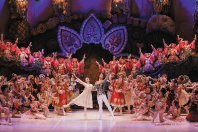 舞踊歴73年の奇跡のバレリーナ【森下洋子さん】に聞いた「いちばん美しいと思うもの」とは？（サムネイル画像4）