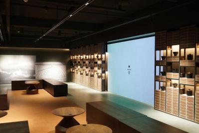 東大門の近くにオープン【スターバックスのラウンジカフェ】は韓ドラの邸宅のよう！【東大門】の街の様子もレポート（サムネイル画像5）