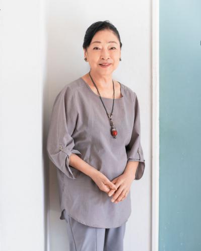 80歳【俳優・香山美子さん】「50年ぶりのひとり暮らしです」つや肌を維持する秘訣は“夜のあの習慣”【2024年輝いた人・俳優部門人気記事10】（サムネイル画像2）