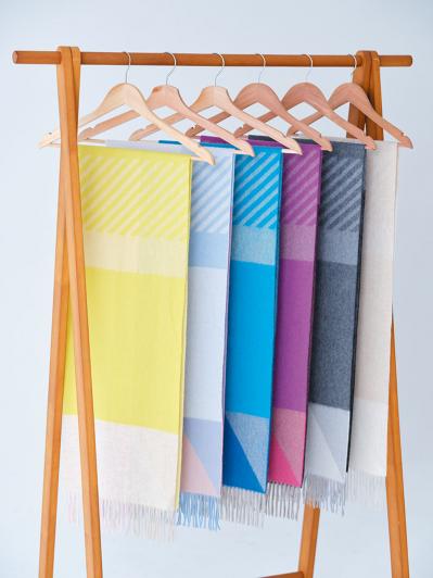 知ってる？【上質素材のマフラー】お得に買える日は明日！「いつもの服がパッと華やぎます」（サムネイル画像4）