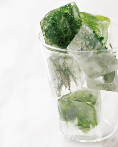 知ってる？【ハーブ氷】の作り方。おもてなしにもぴったり！（サムネイル画像7）