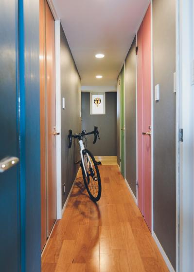 【50代のマンションリフォーム】「こだわりはオールステンレスのキッチンです」インスタグラマー・金子敦子さんのお宅拝見！【後編】（サムネイル画像5）