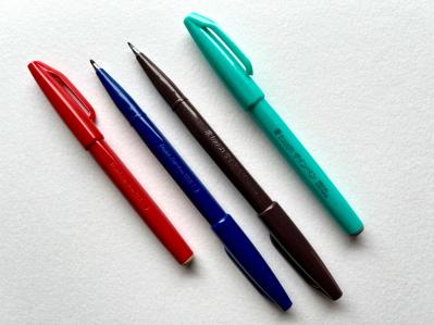 文具ライターが魅せられた「カラフルな硬筆ペンで書く」幸せ【ぺんてる 筆touchサインペン】（サムネイル画像2）