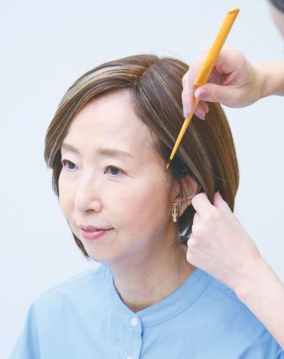 「ウィッグってどうなの？」白髪が気になる64歳・ゆうゆうモデルが【フルウィッグ】に挑戦してみた！（サムネイル画像8）