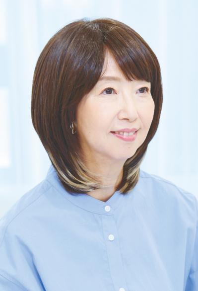 「ウィッグってどうなの？」白髪が気になる64歳・ゆうゆうモデルが【フルウィッグ】に挑戦してみた！（サムネイル画像14）