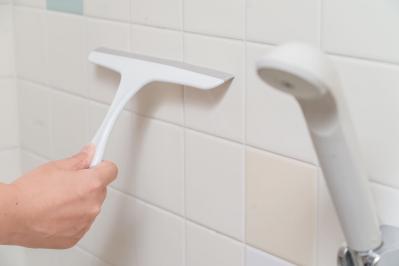 やりがちな【玄関掃除のNG】とは？お掃除職人きよきよさんの「汚れを定着させない」掃除テクも紹介（サムネイル画像6）