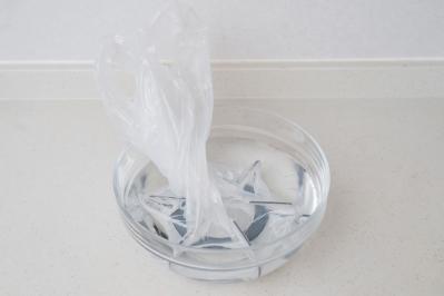  疲れない【キッチン掃除】の最新裏技！ 油汚れ・五徳・シンクの簡単お手入れ法をプロが伝授（サムネイル画像6）